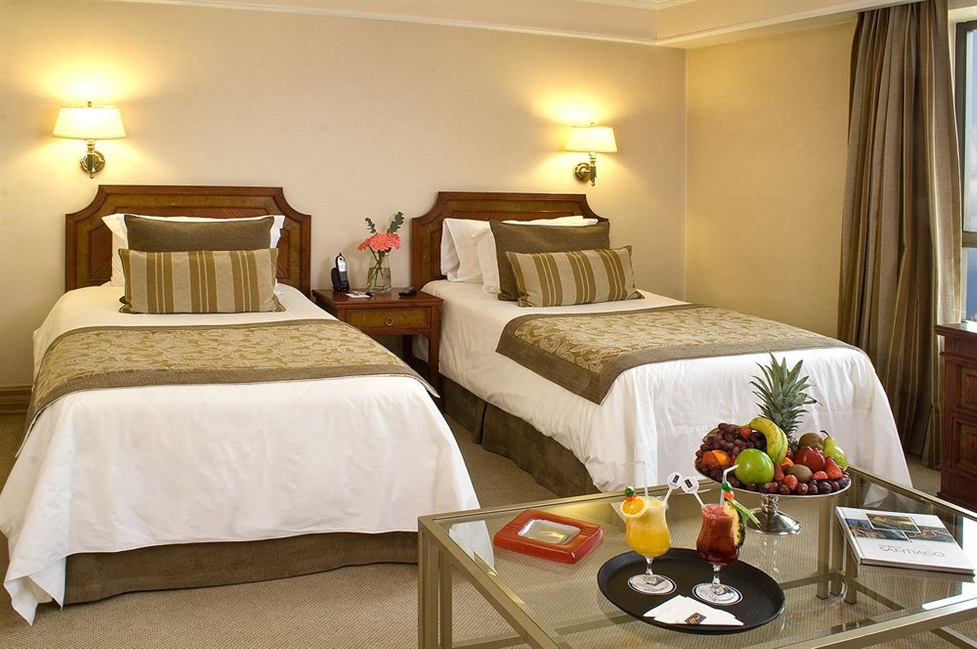 فندق ريغال باسيفيك سانتياغو المظهر الخارجي الصورة A room at the hotel