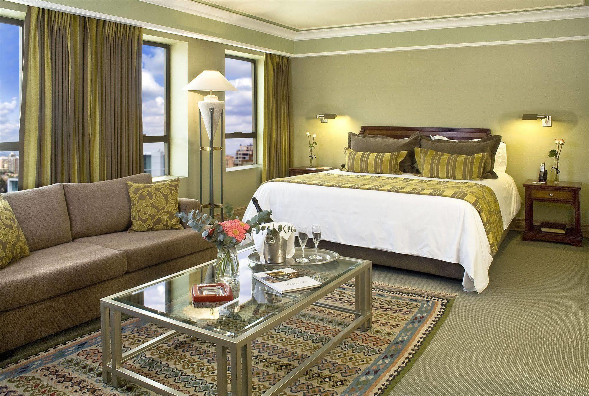 فندق ريغال باسيفيك سانتياغو المظهر الخارجي الصورة A room at the hotel